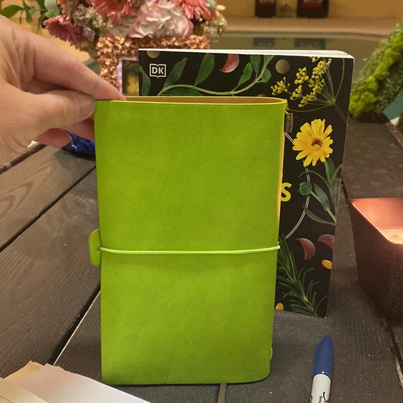 Bundle - Picture 3 of 9